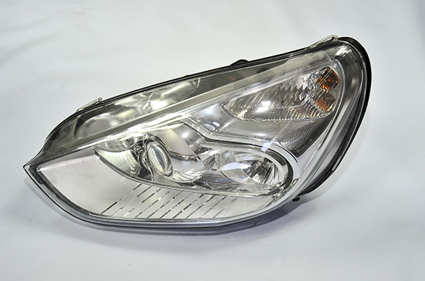 FORD RANGER 3.2 TDCİ ÇIKMA PARÇA SOL YENİ FAR